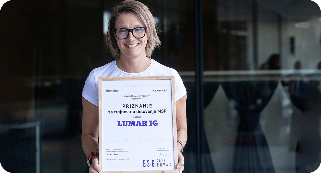 Nataša Teraž Krois in priznanje za trajnostno delovanje med malimi in srednjimi podjetji (MSP).